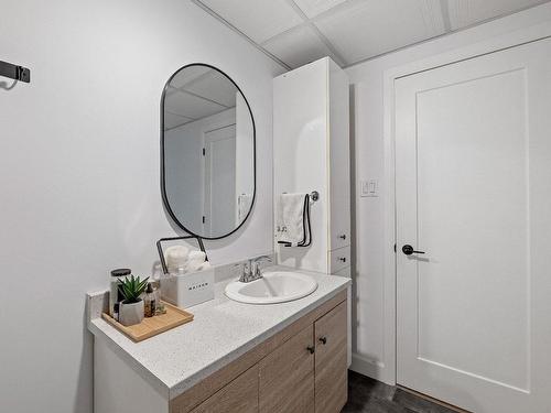 Salle de bains - 115 Rg Du Haut-De-La-Rivière S., Saint-Césaire, QC - Indoor Photo Showing Bathroom