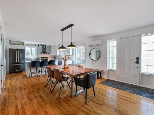 Vue d'ensemble - 115 Rg Du Haut-De-La-Rivière S., Saint-Césaire, QC - Indoor Photo Showing Dining Room