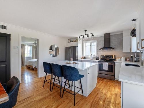 Cuisine - 115 Rg Du Haut-De-La-Rivière S., Saint-Césaire, QC - Indoor Photo Showing Kitchen With Upgraded Kitchen