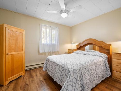 Chambre Ã Â coucher - 44 Mtée De Baker-Pond, Bolton-Est, QC - Indoor Photo Showing Bedroom