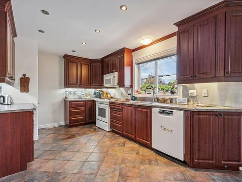 Kitchen - 32 Rue St-Dominique, Gatineau (Hull), QC - Indoor Photo Showing Kitchen