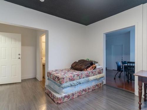 3203 Kingsway Ave, Port Alberni, BC - Indoor Photo Showing Bedroom