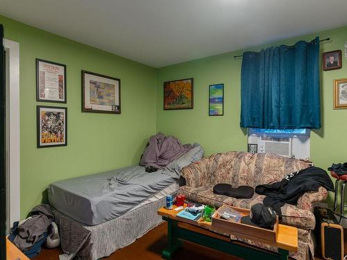 3203 Kingsway Ave, Port Alberni, BC - Indoor Photo Showing Bedroom