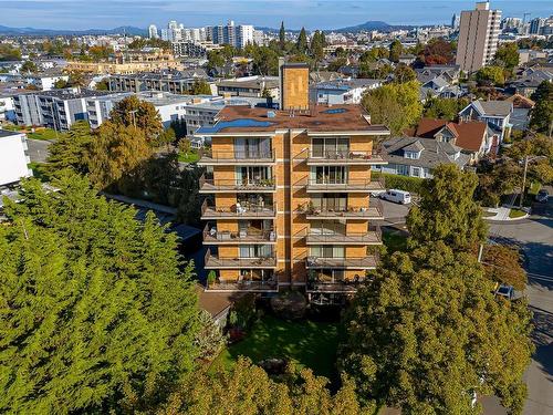 401-36 South Turner St, Victoria, BC - Outdoor With View