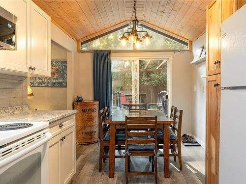 379 Hemlock Ave, Gabriola Island, BC 