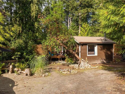 379 Hemlock Ave, Gabriola Island, BC 