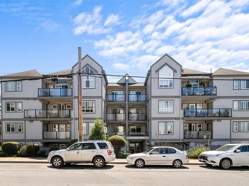 209-827 North Park St, Victoria, BC - Outdoor With Balcony With Facade