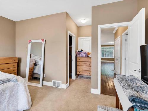 34-2046 Robson Place, Kamloops, BC - Indoor Photo Showing Bedroom