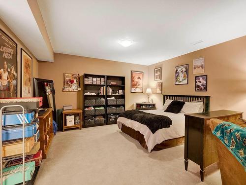 34-2046 Robson Place, Kamloops, BC - Indoor Photo Showing Bedroom