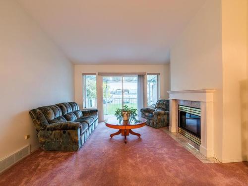 8-1975 Curlew Road, Kamloops, BC - Indoor Photo Showing Living Room With Fireplace