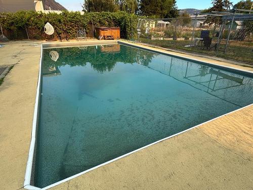 653 Sydney Ave, Kamloops, BC - Outdoor With In Ground Pool