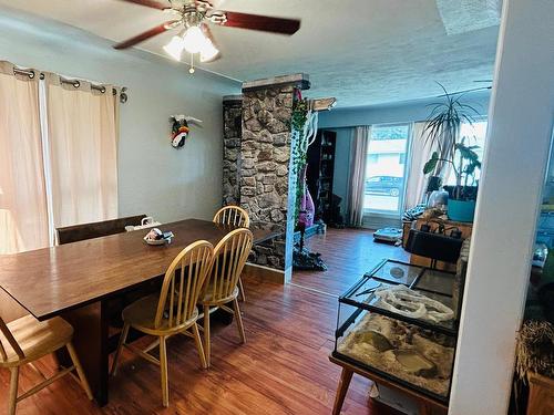 653 Sydney Ave, Kamloops, BC - Indoor Photo Showing Dining Room