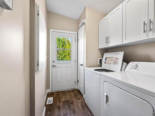 36-7805 Dallas Drive, Kamloops, BC - Indoor Photo Showing Laundry Room