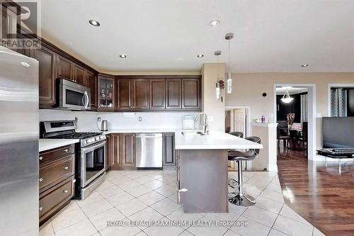 112 John W Taylor Avenue, New Tecumseth, ON - Indoor Photo Showing Kitchen With Stainless Steel Kitchen With Upgraded Kitchen