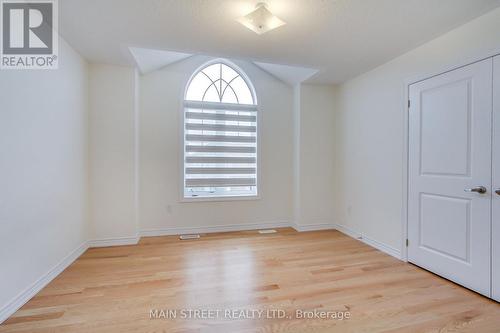 50 Rochester Drive, Barrie, ON - Indoor Photo Showing Other Room