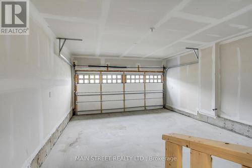 50 Rochester Drive, Barrie, ON - Indoor Photo Showing Garage