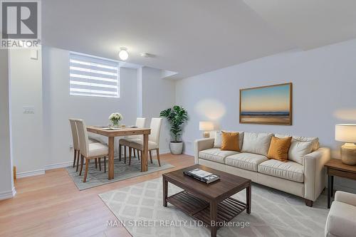 50 Rochester Drive, Barrie, ON - Indoor Photo Showing Living Room