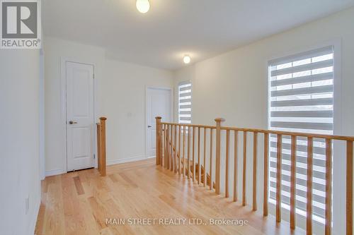 50 Rochester Drive, Barrie, ON - Indoor Photo Showing Other Room