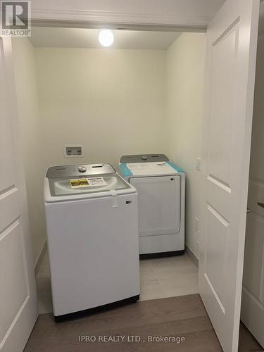 73 Picardy Drive, Hamilton, ON - Indoor Photo Showing Laundry Room