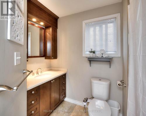 258 Keewatin Avenue, Kitchener, ON - Indoor Photo Showing Bathroom