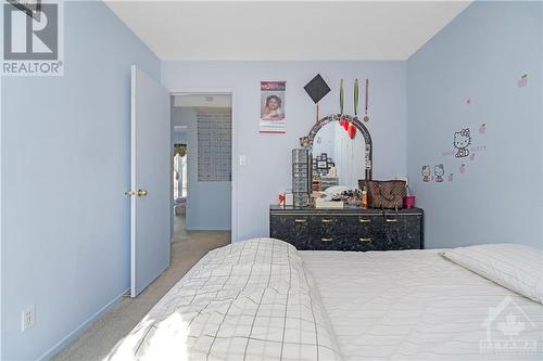 836 Torsa Court, Ottawa, ON - Indoor Photo Showing Bedroom