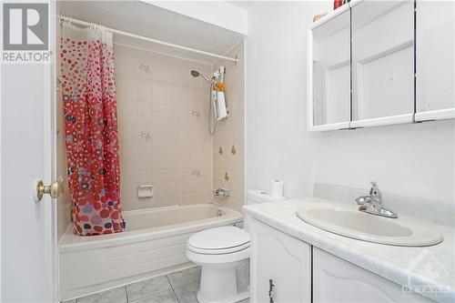 Main Bath - 836 Torsa Court, Ottawa, ON - Indoor Photo Showing Bathroom