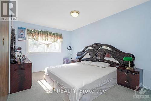 836 Torsa Court, Ottawa, ON - Indoor Photo Showing Bedroom