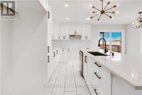 731 Lafrance Crescent, Hawkesbury, ON - Indoor Photo Showing Kitchen With Upgraded Kitchen