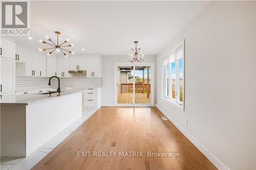 731 Lafrance Crescent, Hawkesbury, ON - Indoor Photo Showing Kitchen With Upgraded Kitchen