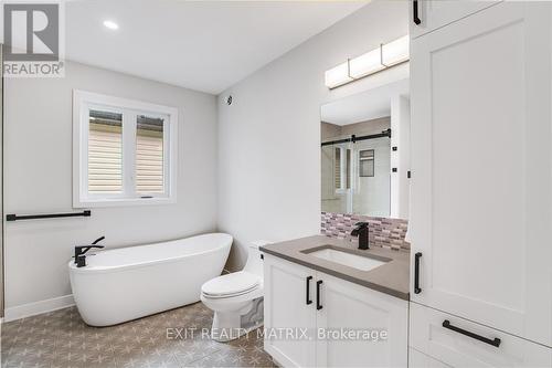 731 Lafrance Crescent, Hawkesbury, ON - Indoor Photo Showing Bathroom