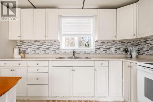 236 Lyle Street N, Alnwick/Haldimand (Grafton), ON - Indoor Photo Showing Kitchen With Double Sink