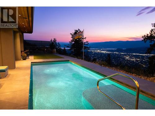 1738 Carnegie Street, Kelowna, BC - Outdoor With In Ground Pool