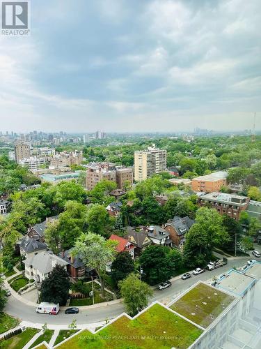 1607 - 111 St Clair Avenue, Toronto, ON - Outdoor With View