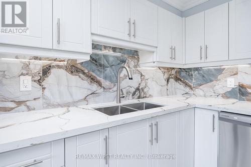 614 - 5 Shady Golfway, Toronto, ON - Indoor Photo Showing Kitchen With Double Sink