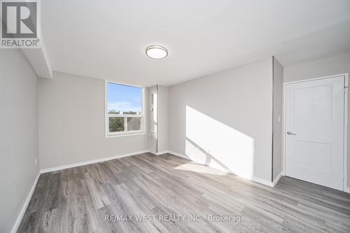 614 - 5 Shady Golfway, Toronto, ON - Indoor Photo Showing Other Room