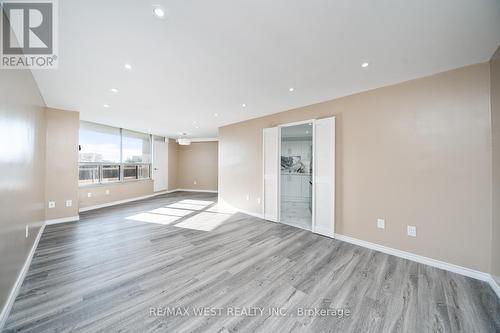 614 - 5 Shady Golfway, Toronto, ON - Indoor Photo Showing Other Room