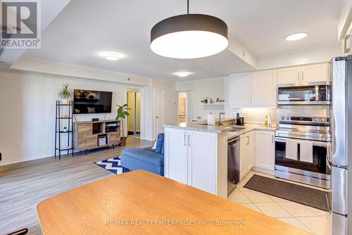 207 - 1725 Pure Springs Boulevard, Pickering, ON - Indoor Photo Showing Kitchen With Stainless Steel Kitchen