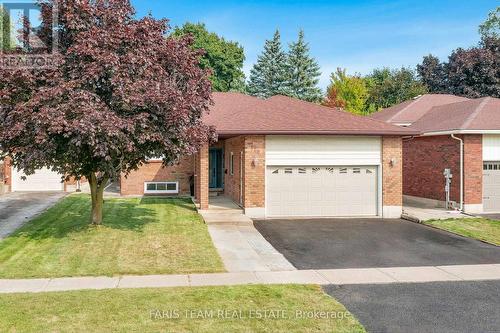 110 Chieftain Crescent, Barrie, ON - Outdoor