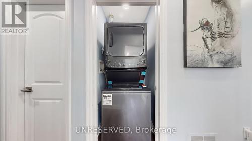 62 Mary Street, Brampton, ON -  Photo Showing Laundry Room