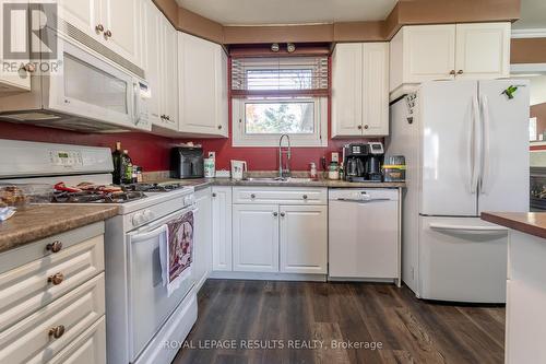 2 Northwood Place, St. Thomas, ON - Indoor Photo Showing Kitchen