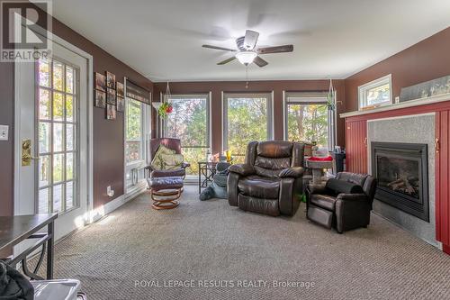 2 Northwood Place, St. Thomas, ON - Indoor Photo Showing Living Room With Fireplace