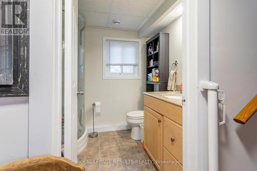 2 Northwood Place, St. Thomas, ON - Indoor Photo Showing Bathroom