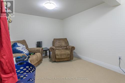 2 Northwood Place, St. Thomas, ON - Indoor Photo Showing Other Room