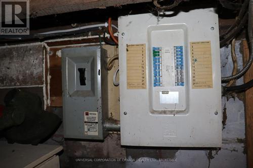 200 Talbot Street E, Aylmer (Ay), ON - Indoor Photo Showing Basement