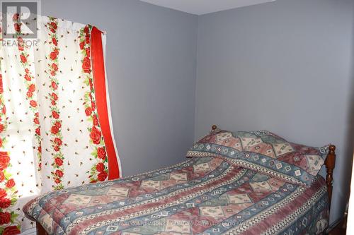 200 Talbot Street E, Aylmer (Ay), ON - Indoor Photo Showing Bedroom