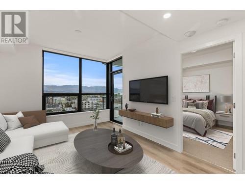 1488 Bertram Street Unit# 1103, Kelowna, BC - Indoor Photo Showing Living Room