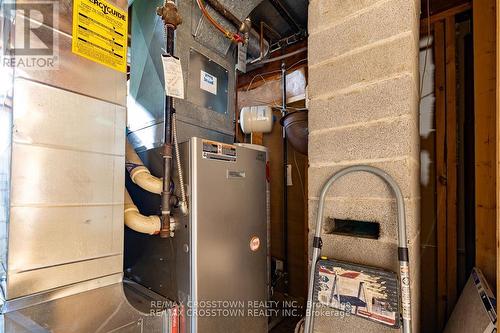 14308 County 27 Road, Springwater, ON - Indoor Photo Showing Basement