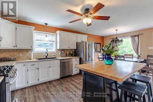 14308 County 27 Road, Springwater, ON - Indoor Photo Showing Kitchen