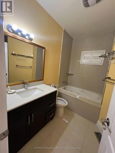 3056 Mcnaughton Avenue E, Mississauga, ON - Indoor Photo Showing Bathroom