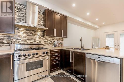 67 Majesty Boulevard, Barrie, ON - Indoor Photo Showing Kitchen With Stainless Steel Kitchen With Double Sink With Upgraded Kitchen